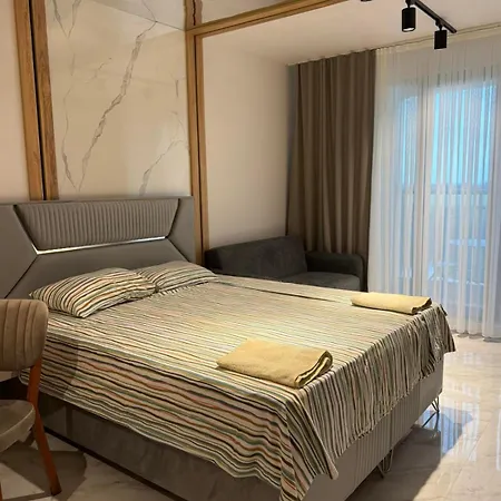 Apartment Azur 72 *