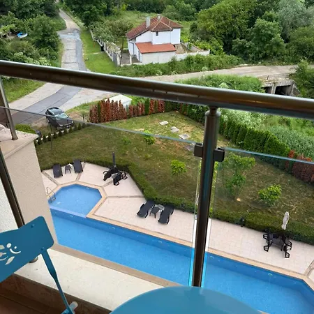 Azur 72 * Shkorpilovtsi